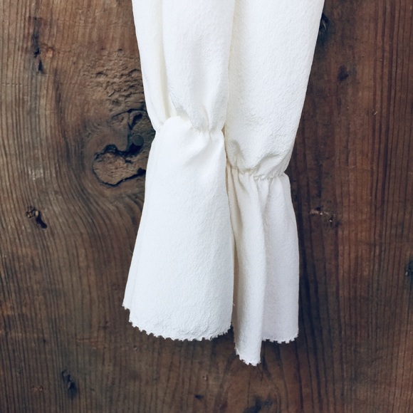 Elie Tahari 100% silk blouse XS Ivory - Picture 5 of 8